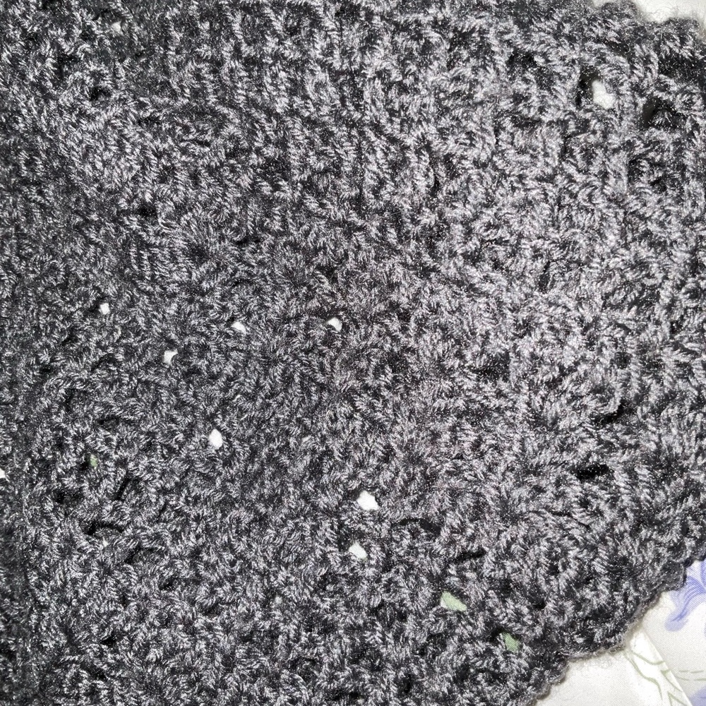 SHAWL - Picture 3 of 6